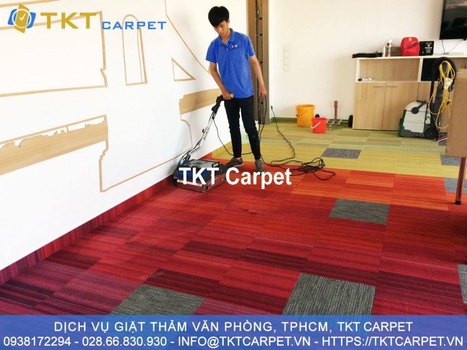 dịch vụ giặt thảm văn phòng Q1 TPHCM KH LSQ Hungary
