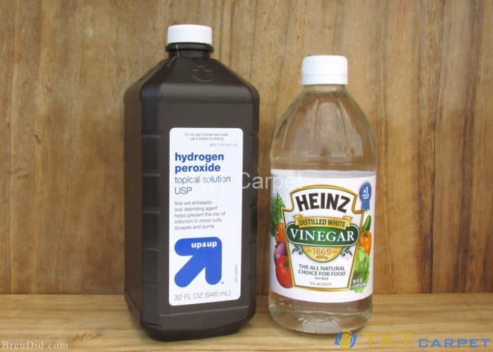 Dùng hydro peroxide hoặc giấm để tẩy vết ố