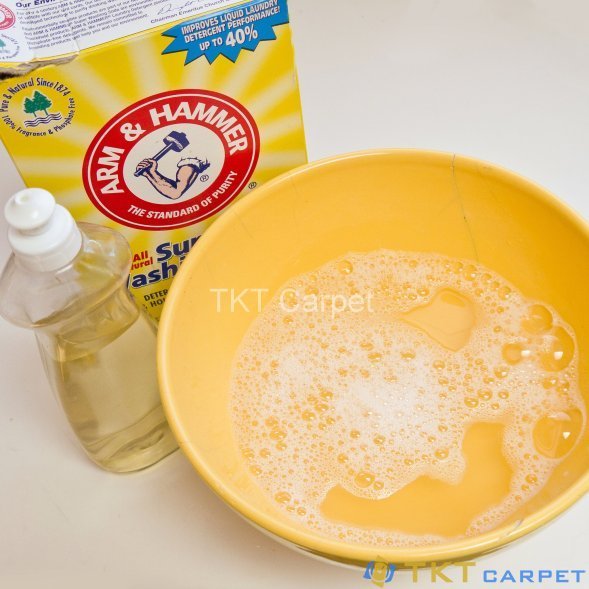 Hình ảnh: Sử dụng xà phòng và nước để làm sạch 