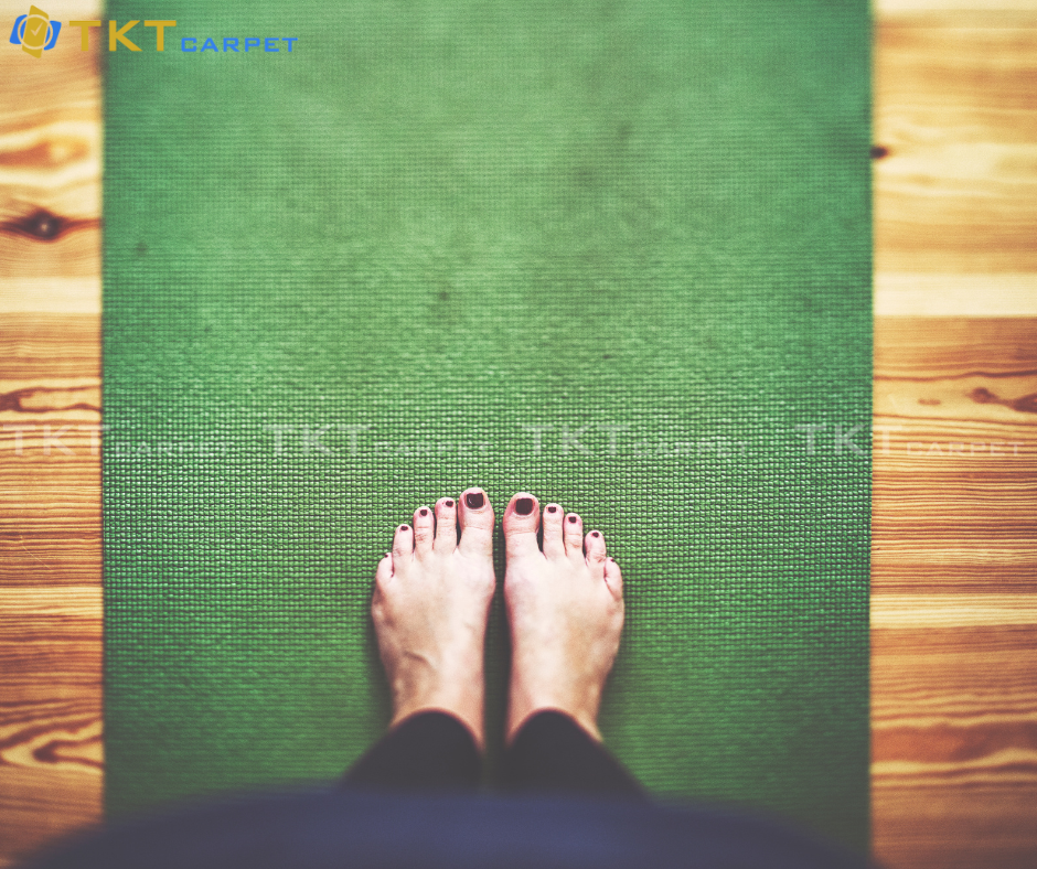 lam sach vet o tren tham yoga