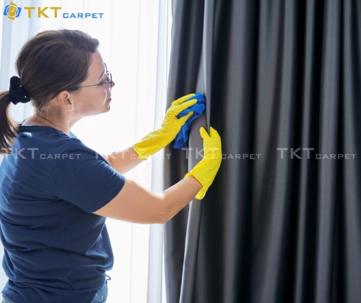 tự tay vệ sinh rèm chung cư tại nhà