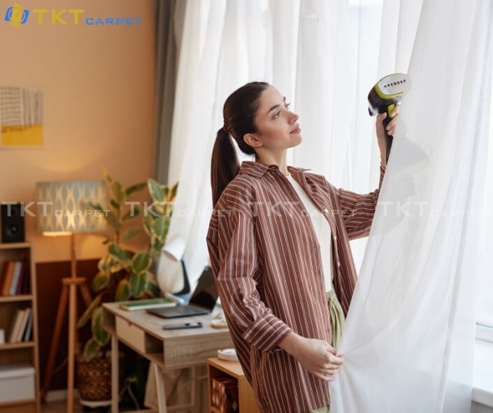 Hướng dẫn vệ sinh rèm đúng cách: rèm voan